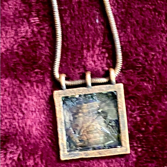 Vintage Wooden Carved Beaded Necklace, CopperTone Pendant Necklace, 2 pr earring - Picture 12 of 13